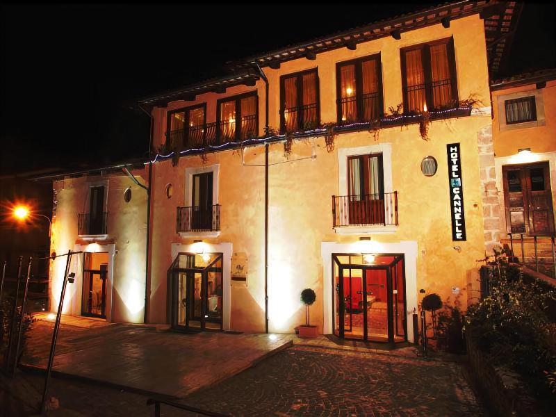 Hotel 99 Cannelle LʼAquila Exteriör bild